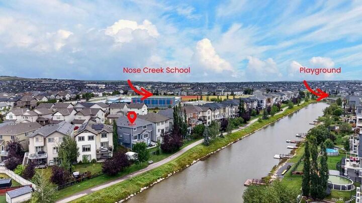 Property Photo:  1846 Baywater Street SW  AB T4B 0A8 