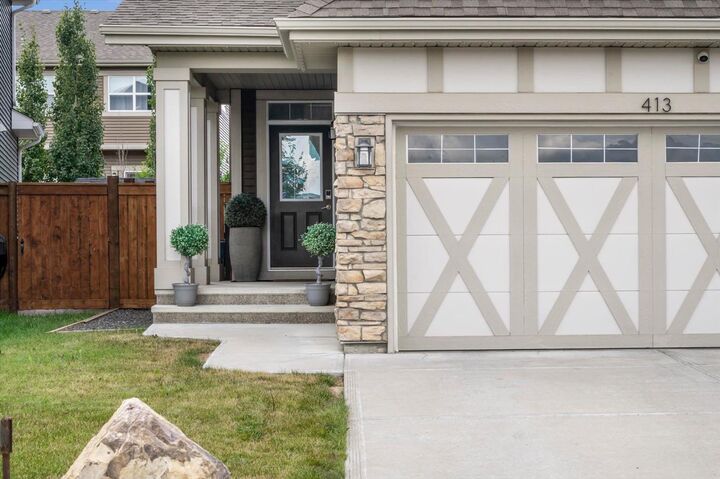 Property Photo: 413 Kings Heights Drive SE AB T4A 0S2
