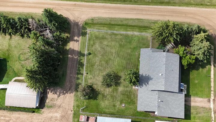 Property Photo: 3219 Olson Street AB T0B 1H0