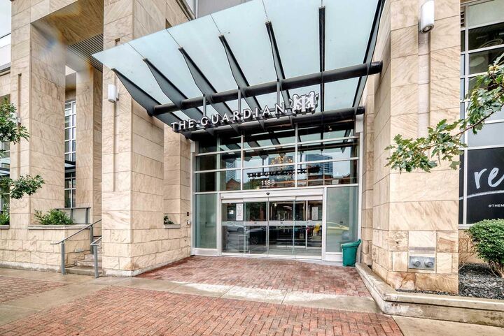Property Photo:  1188 3 Street SE 1503  AB T2G 1H7 