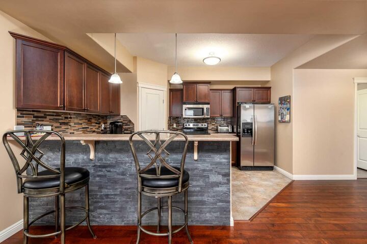 Property Photo:  4102 69 Avenue 328  AB T9V 2H9 