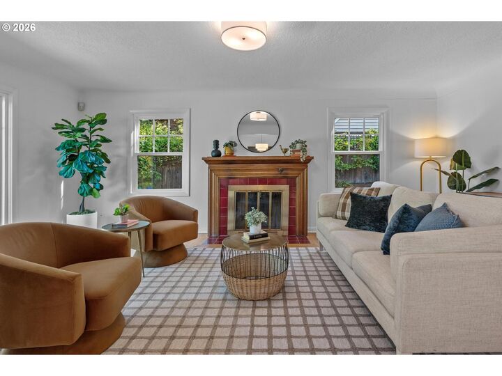 Property Photo:  4325 NE 24th Ave  OR 97211 