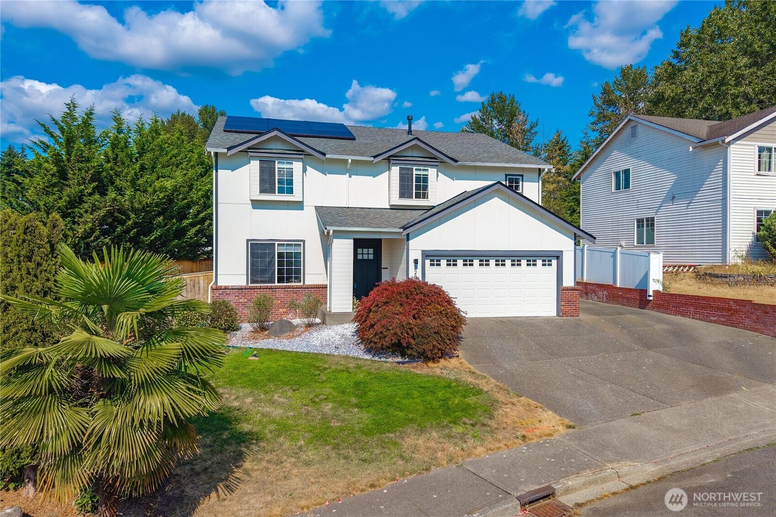 Property Photo:  2203  28th Court SE  WA 98002 