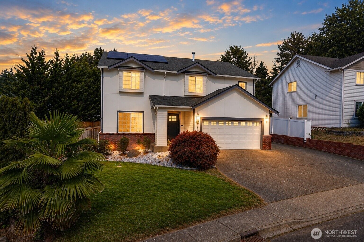 Property Photo:  2203  28th Court SE  WA 98002 