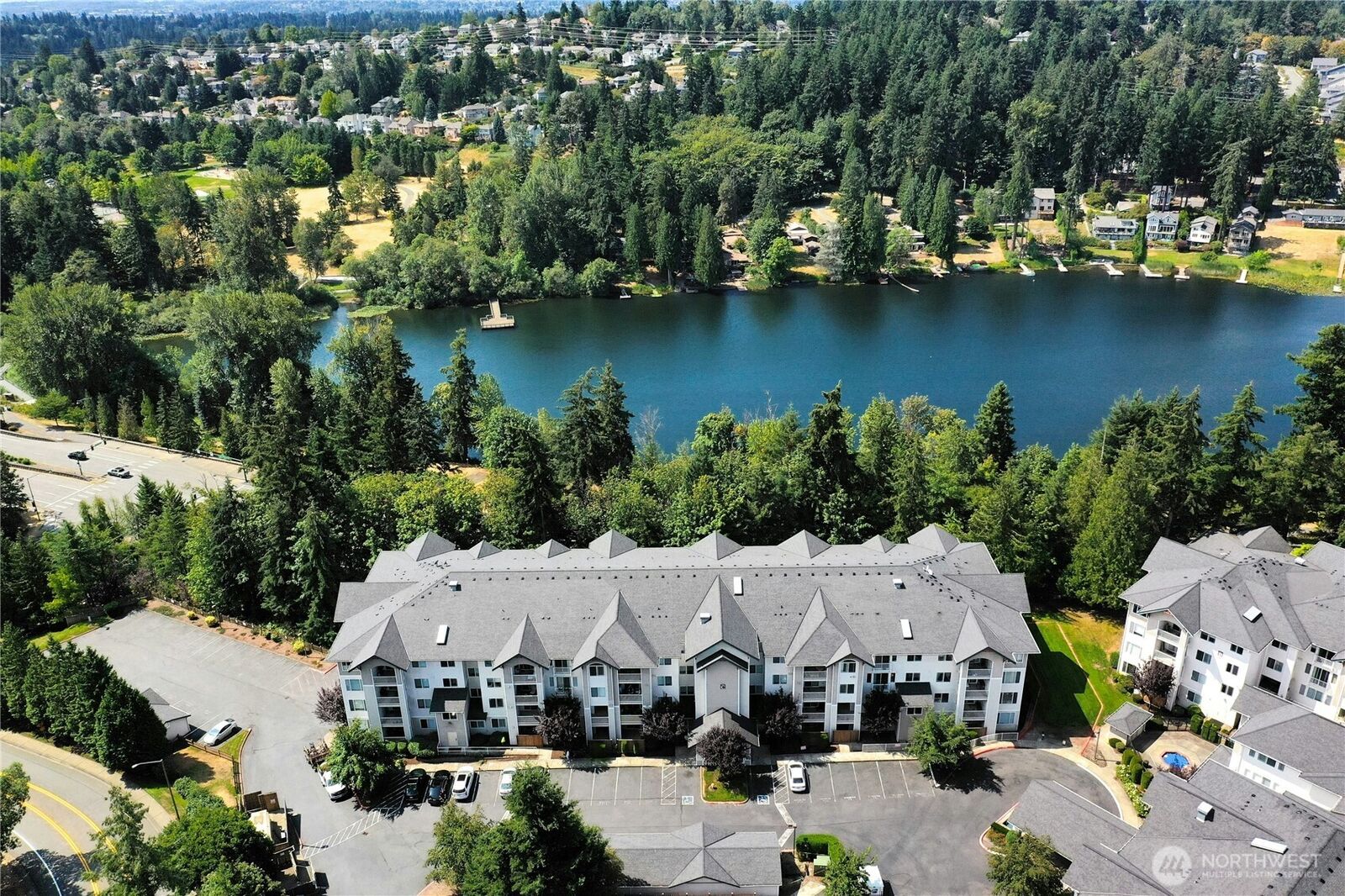 Property Photo: 13301 SE 79th Place C402 WA 98059