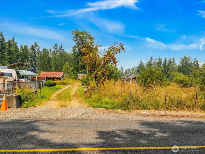 Property Photo: 11817 288th Street E WA 98338