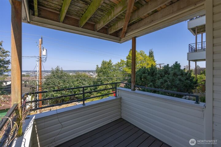 Property Photo: 919 High Street 101 WA 98225