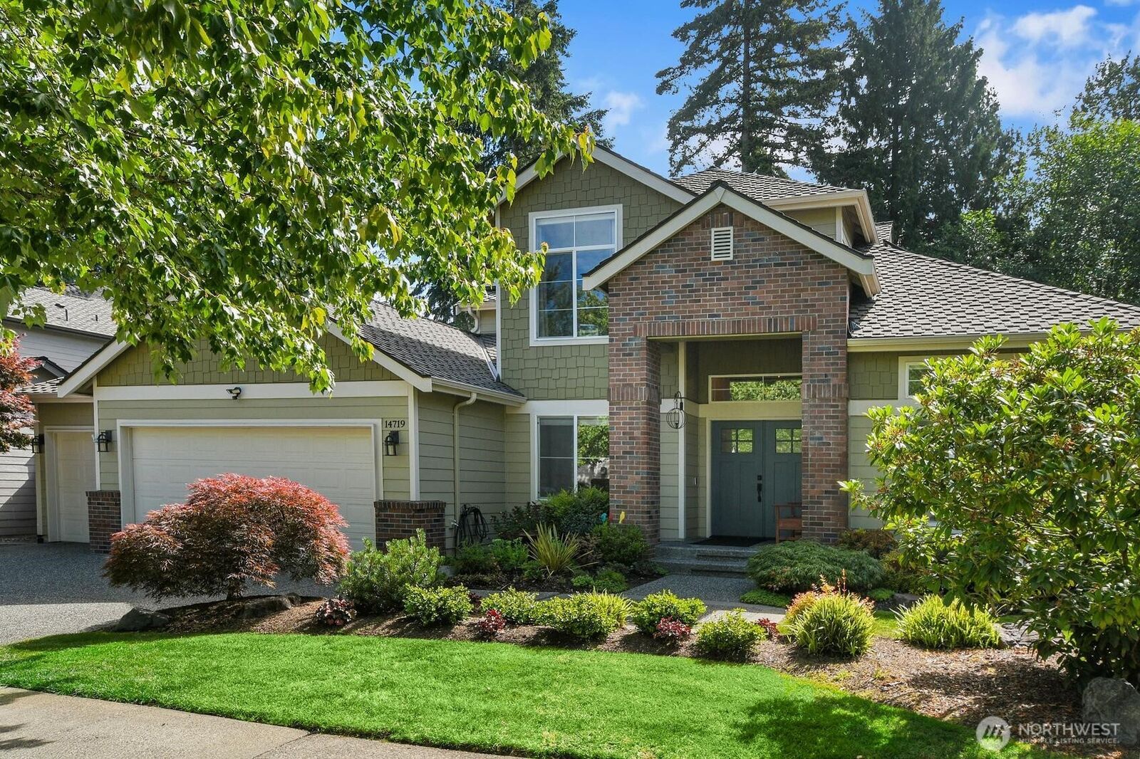 Property Photo: 14719 32nd Drive SE WA 98012
