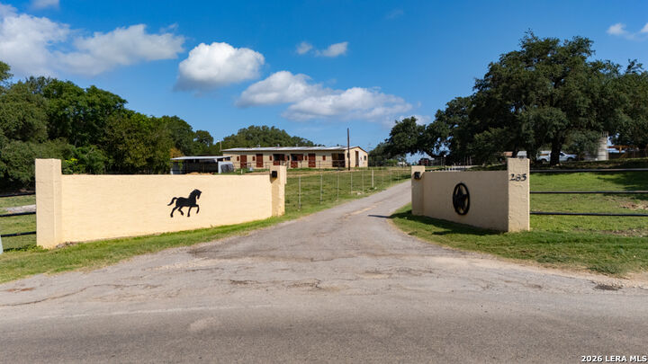 Property Photo: 285 Obst Rd TX 78163