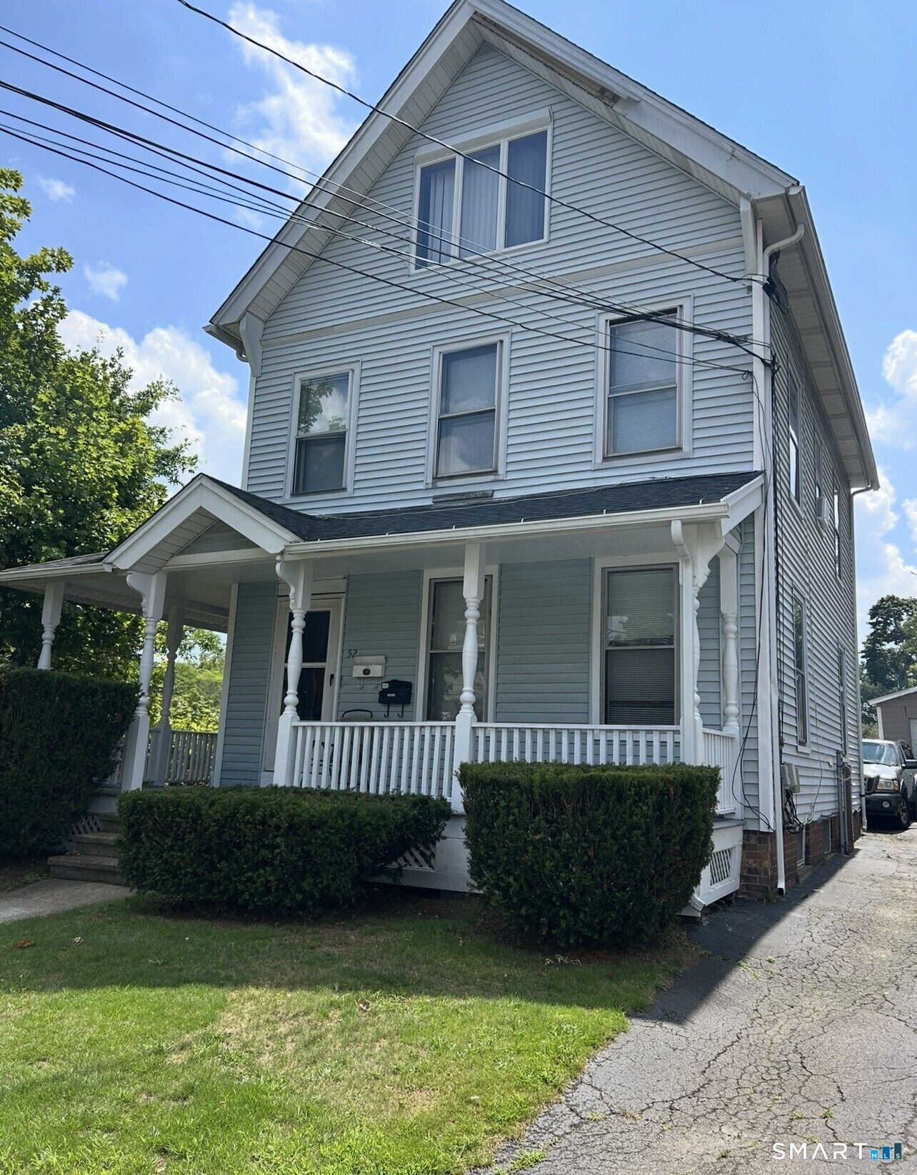 Property Photo:  52 Putnam Avenue  CT 06517 