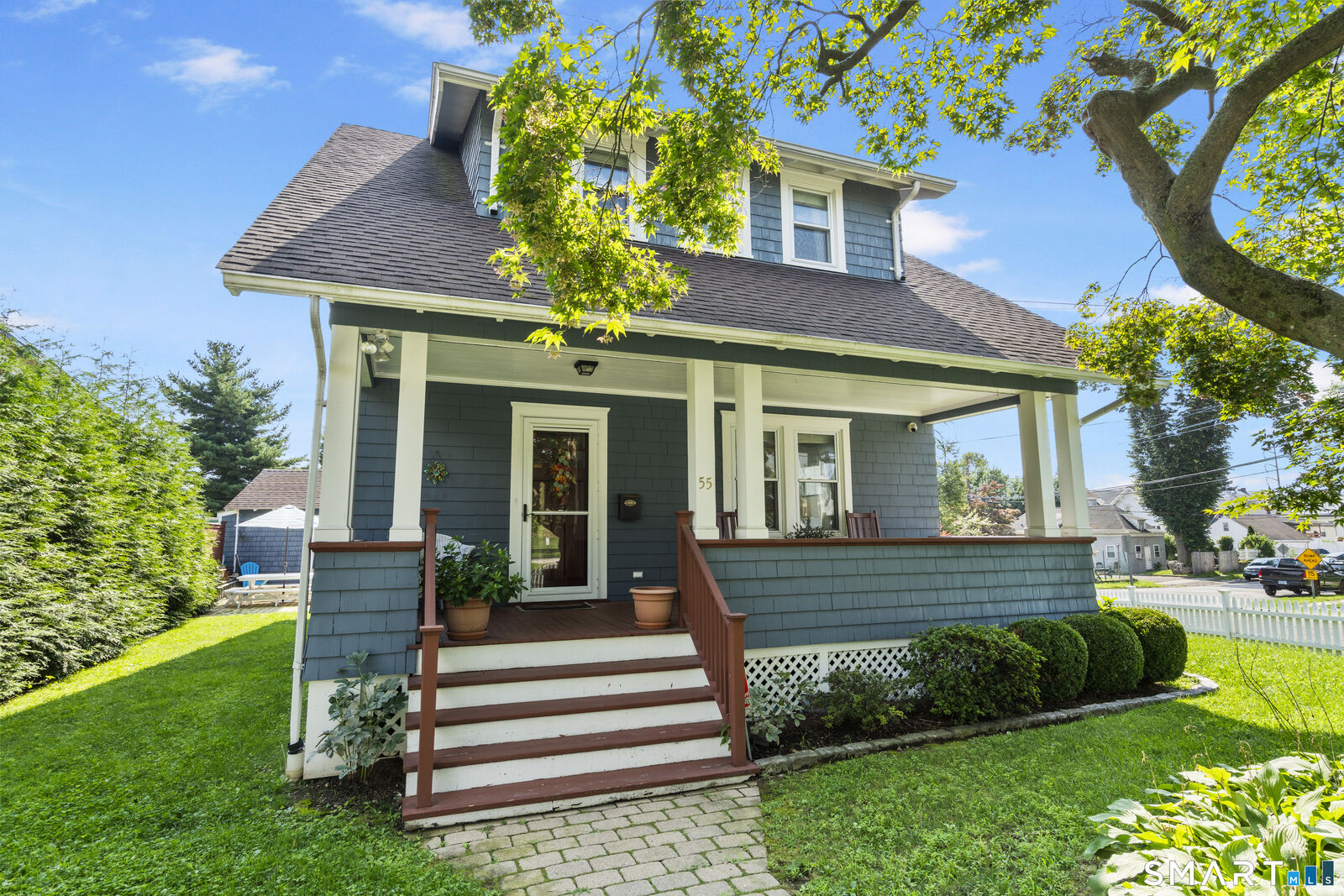 Property Photo:  55 Clovelly Road  CT 06902 