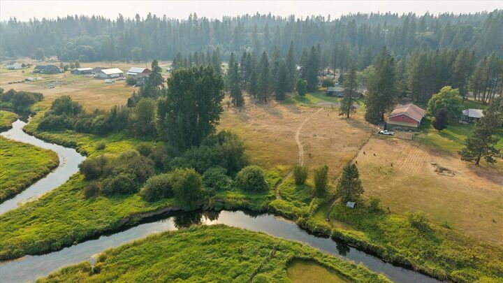 Property Photo:  27722 N River Estates Dr  WA 99003 