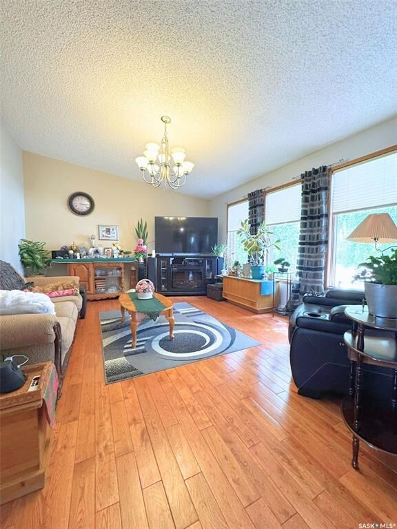 Property Photo:  41 Biggs Crescent  SK S3N 3Y8 