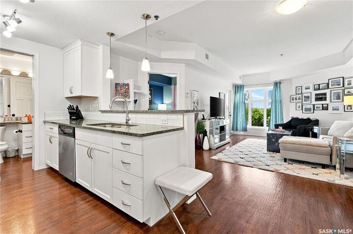 1220 Blackfoot Drive 318 — photo 1