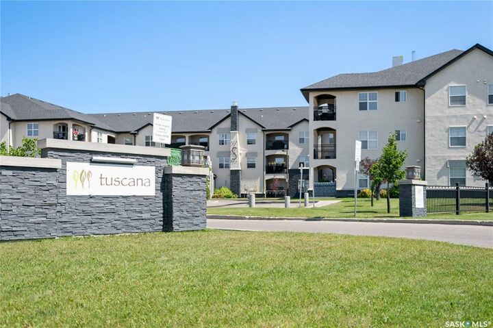 Property Photo:  1640 Dakota Drive 117  SK S4Z 0A4 