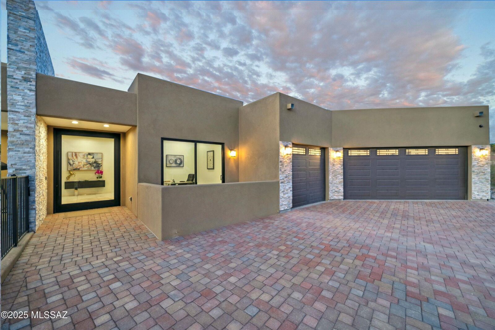 Property Photo: 3851 N River Hills Drive AZ 85750