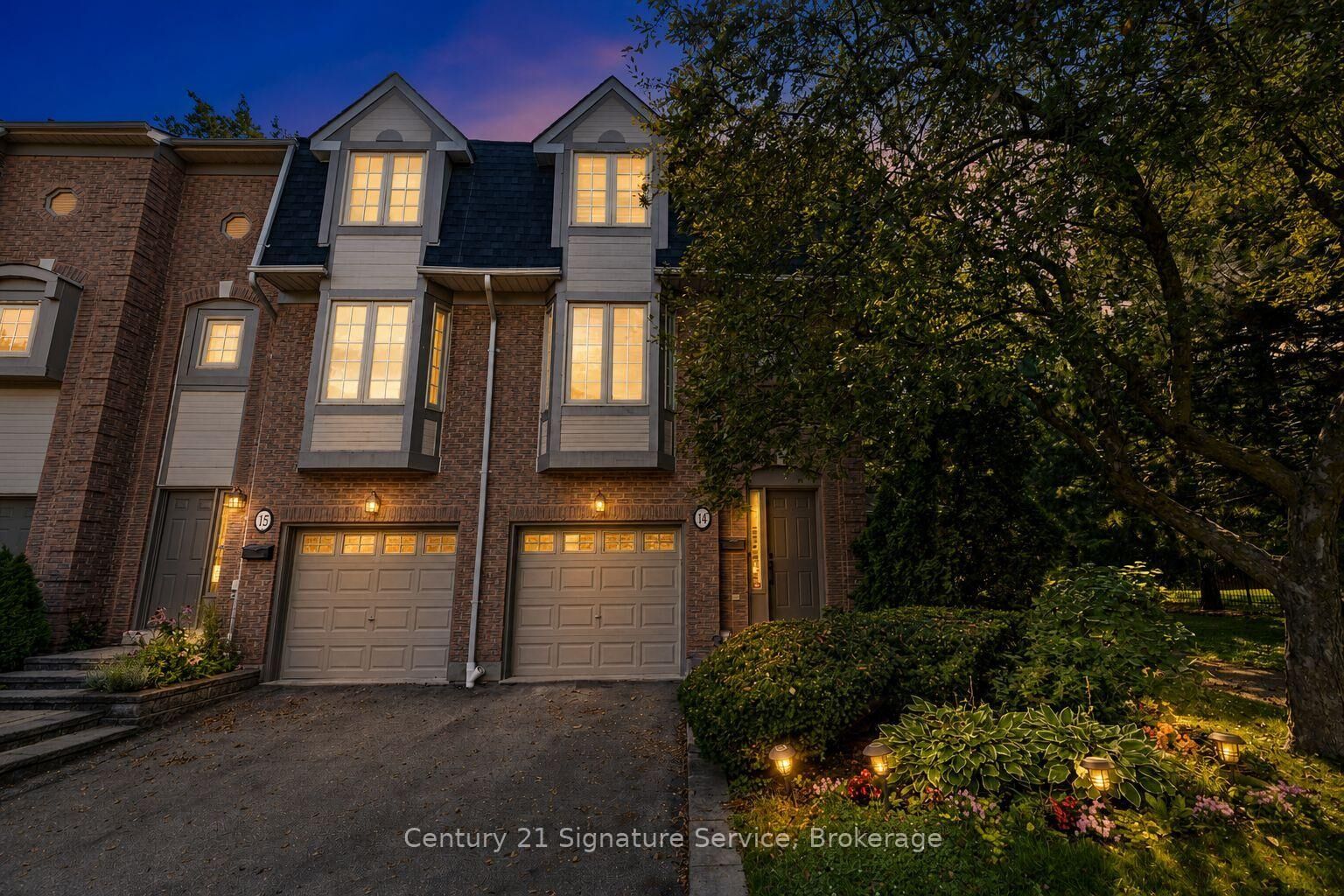 Property Photo: 3140 Fifth Line W 14 ON L5L 1A2