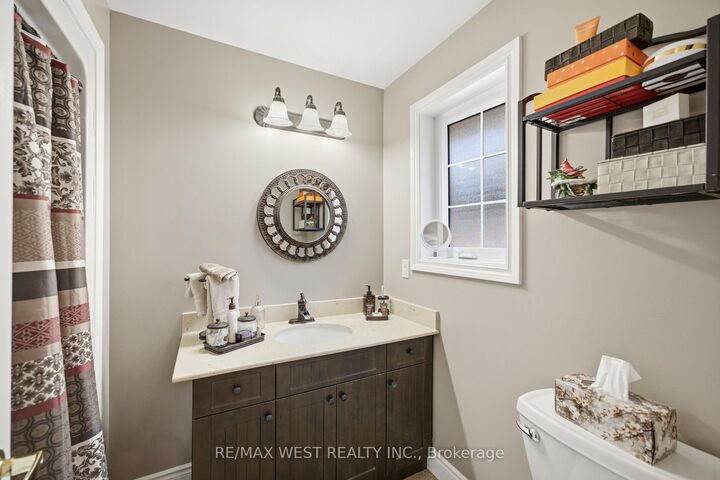Property Photo:  289 Raglan Street  ON K0K 1H0 