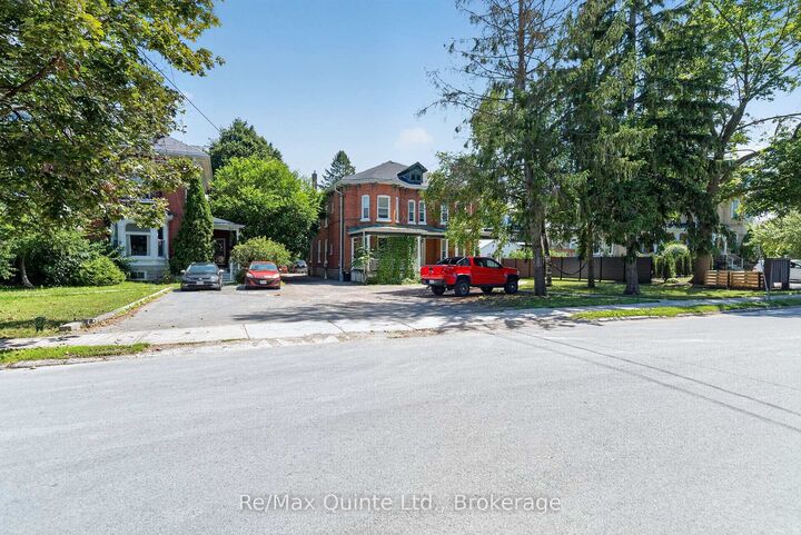 Property Photo: 205 Charles Street ON K8N 3M3