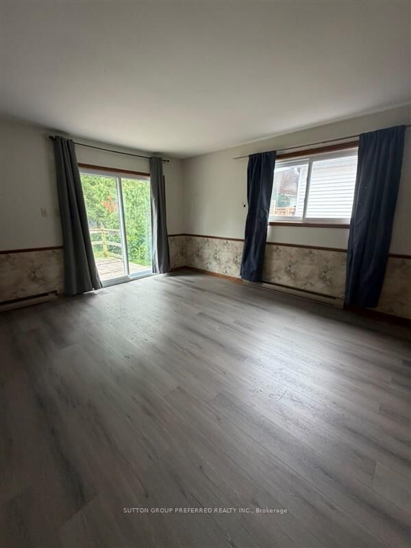 Property Photo:  47 Eastman Avenue  ON N5W 2M3 