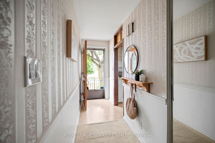 Property Photo:  17 Templar Drive  ON M9R 3C6 