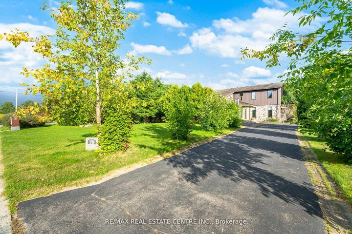 Property Photo: 29 Jessica Lane ON N1H 6J1