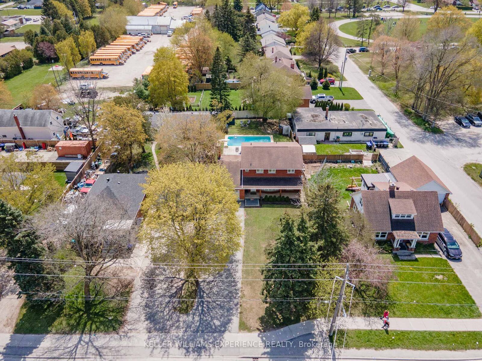 Property Photo:  281 Victoria Street E  ON L9R 1K4 