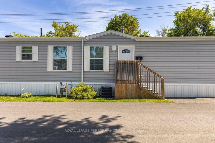16 Eastgate Avenue — photo 1