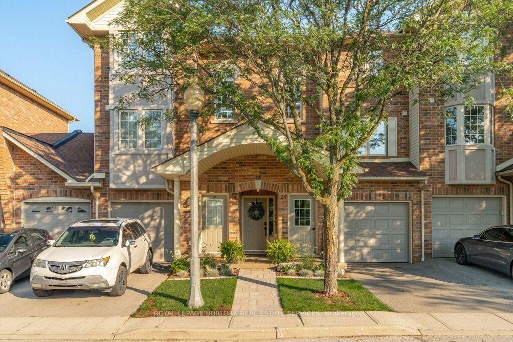 Property Photo:  4045 Upper Middle Road 25  ON L7M 4S8 