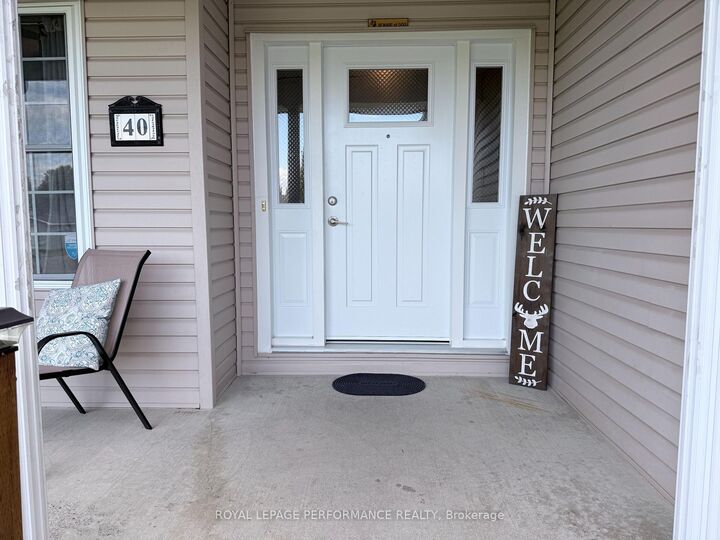 Property Photo: 40 Lori Lane ON K0C 2H0
