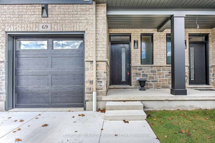 Property Photo: 601 Lions Park Drive 69 ON N0L 1W0