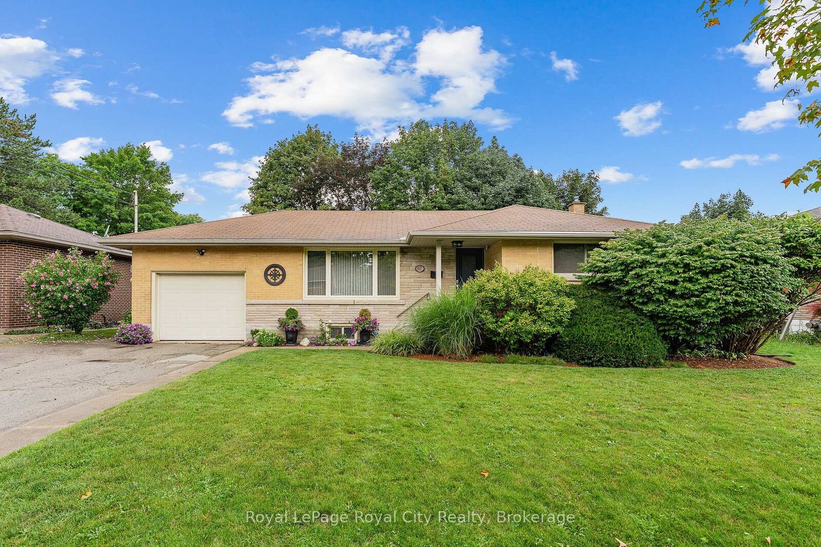 Property Photo: 12 Tobey Avenue ON N1E 1Y6