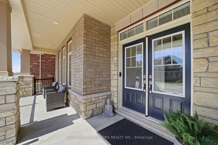 Property Photo: 107 Rugman Crescent ON L9X 2A5