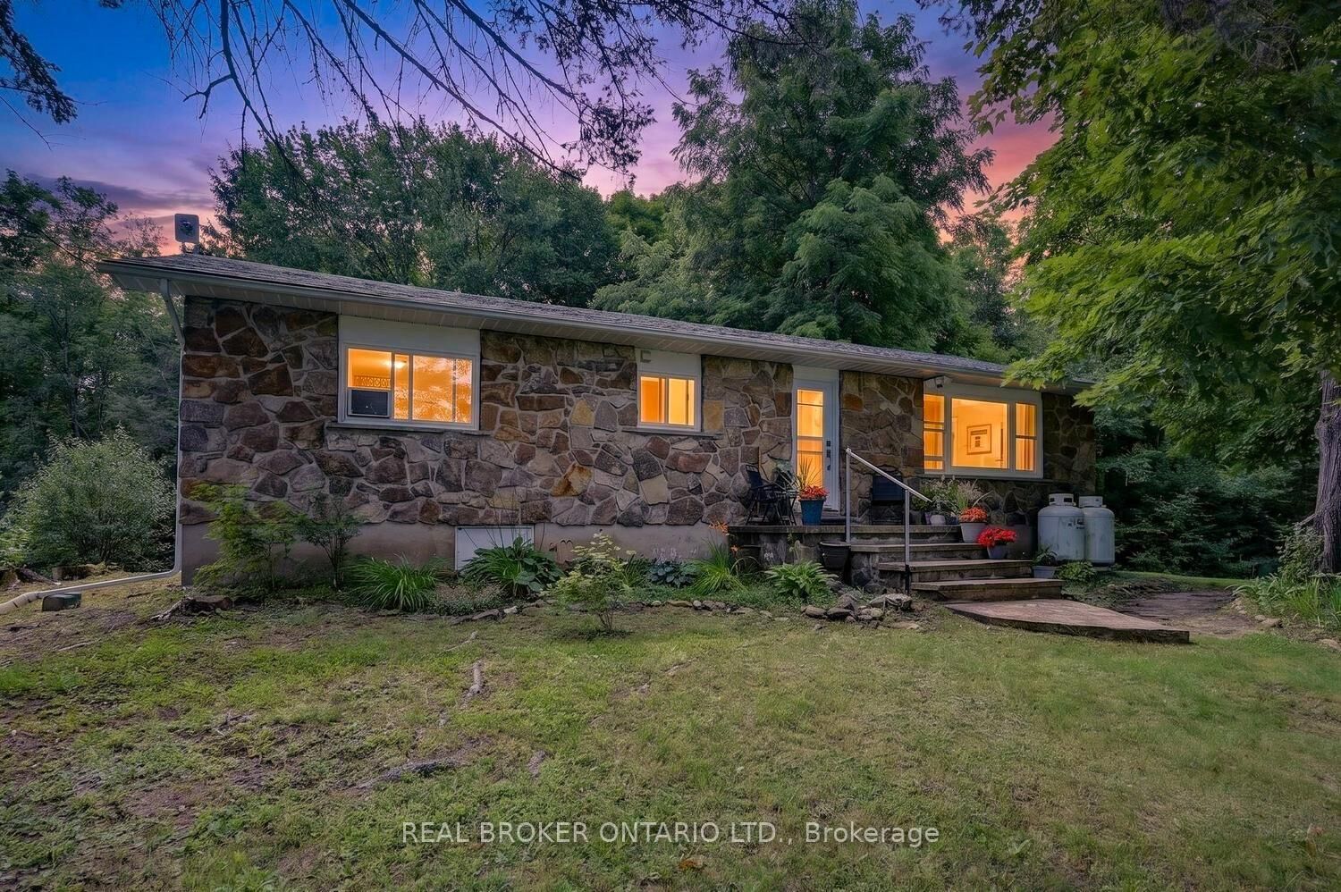Property Photo:  5397 Roger Stevens Drive  ON K7A 4S6 