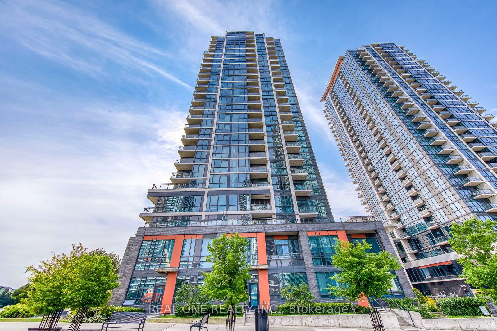 Property Photo: 55 Eglinton Avenue W 407 ON L5R 0E4