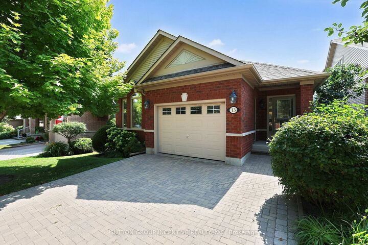 Property Photo:  13 Renaissance Point  ON L9R 2H8 