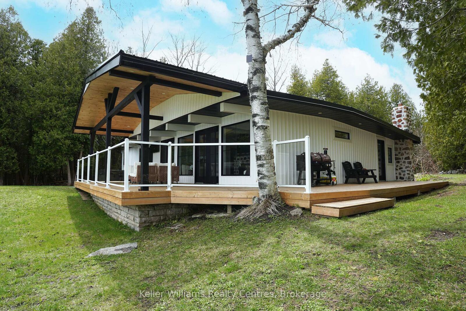Property Photo: 193 Tamarac Road ON N0H 1W0
