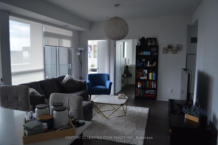 318 Richmond Street W 3806 — photo 1