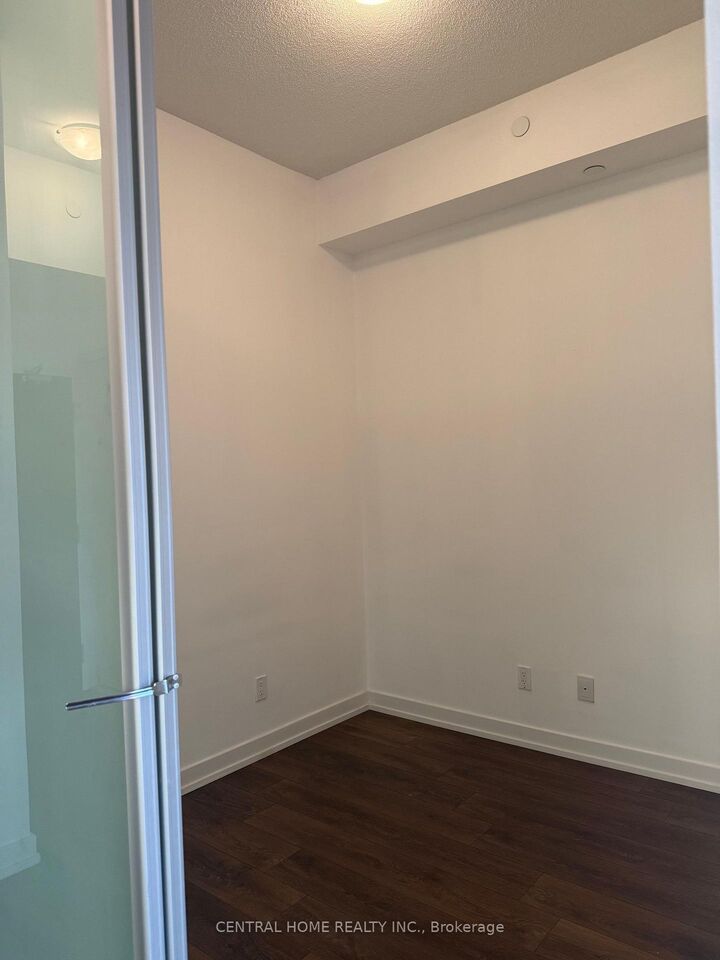 Photo de la propriété:  297 College Street 718  ON M5T 1S2 