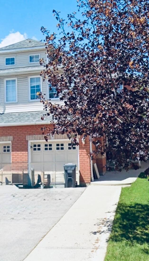 Property Photo:  7318 Frontier Ridge (Upper)  ON L5N 7P7 