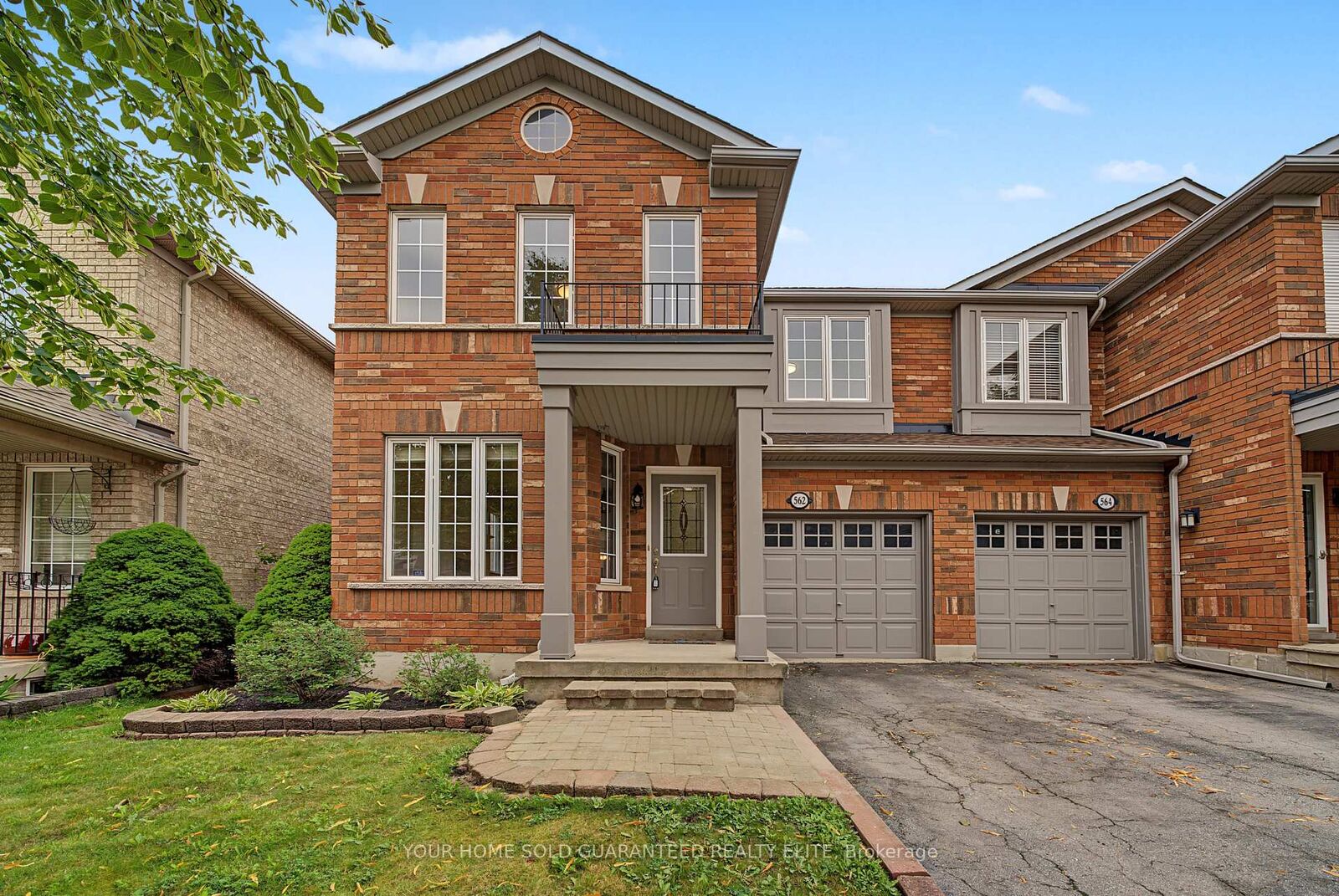 Property Photo: 562 Delphine Drive ON L7L 6X1