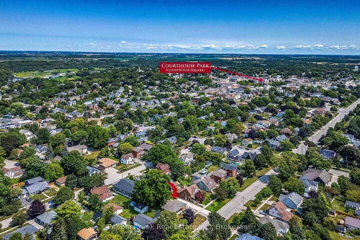 Property Photo:  172 Elgin Avenue W  ON N7A 2E6 