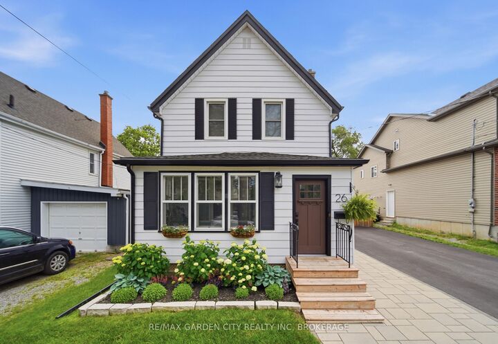 26 Carleton Street N — photo 1