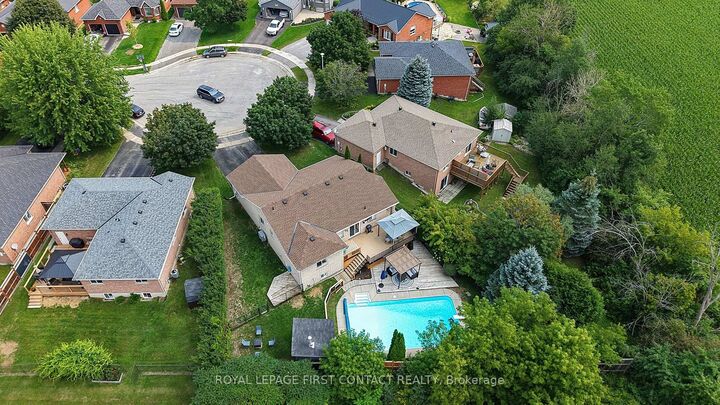 14 Hunter Court — photo 1