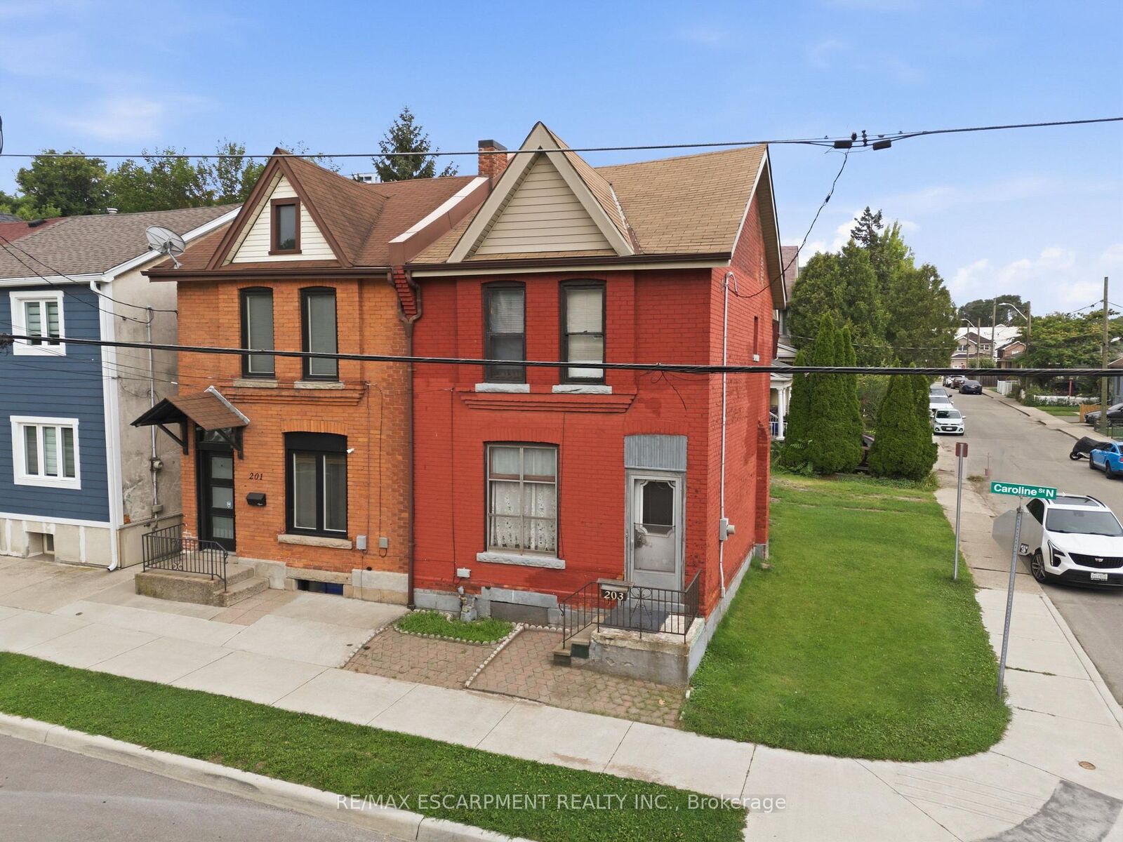 Property Photo:  203 Caroline Street N  ON L8R 2S1 
