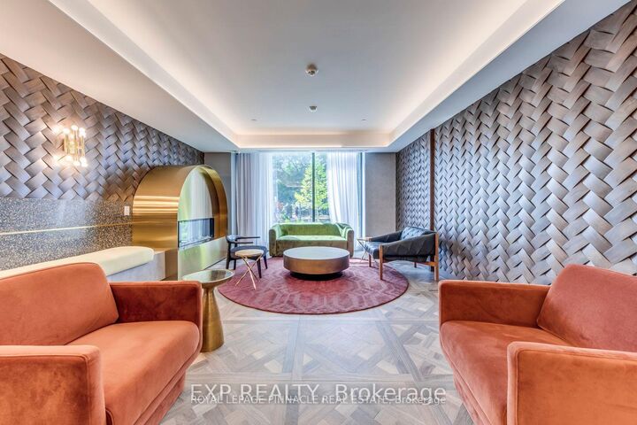 Property Photo: 5 Lakeview Avenue 415 ON M6J 0H3