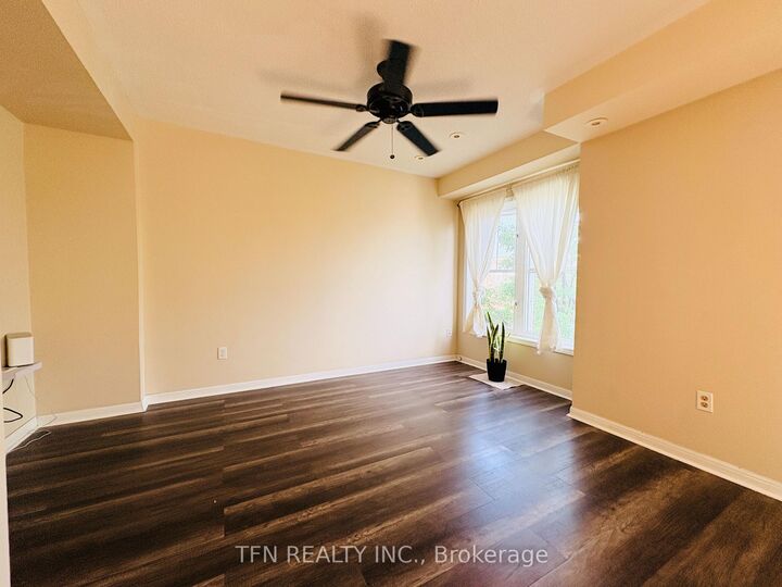 Property Photo: 588 Shoreline Drive 3 ON L5B 0A8