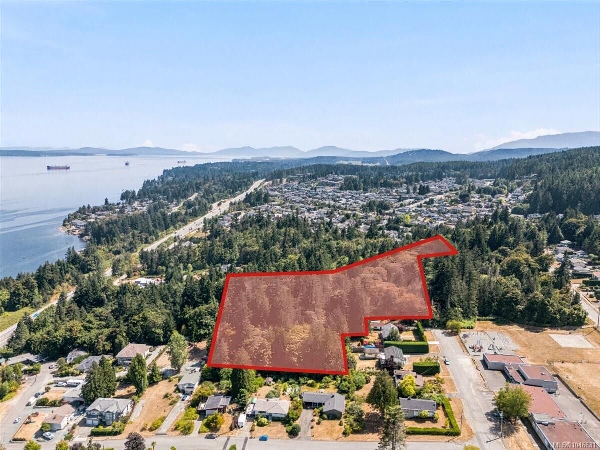 Property Photo:  445 Parkhill Terr  BC V9G 1V6 
