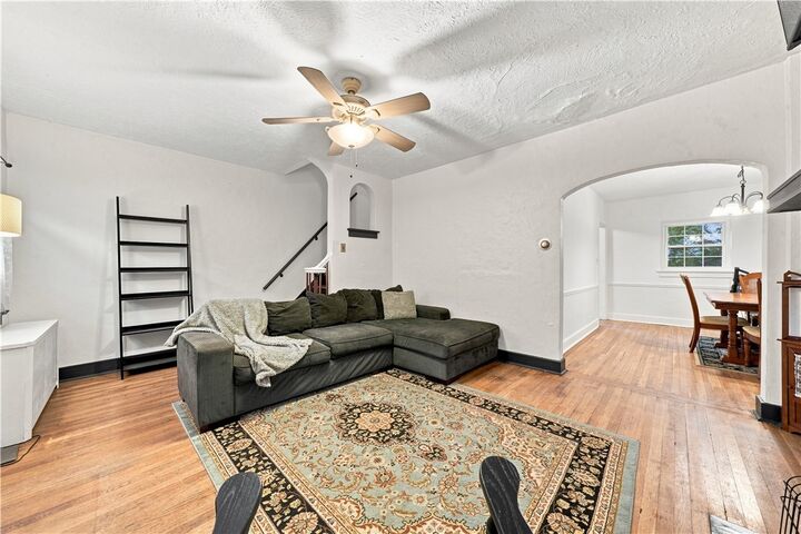 Property Photo:  40 Sceneridge Ave  PA 15227 
