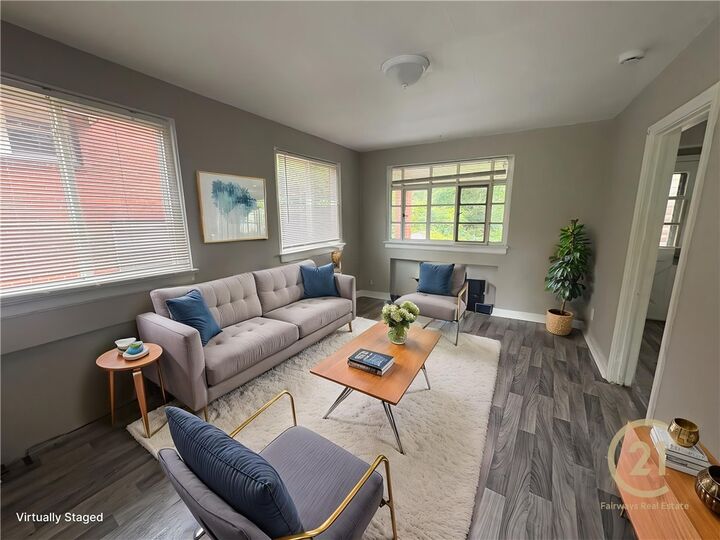 Property Photo: 560 Wylie PA 15025